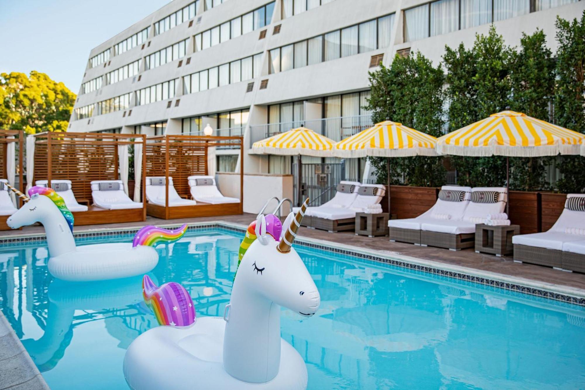 Hotel Dena, Pasadena Los Angeles, A Tribute Portfolio Hotel Exterior photo