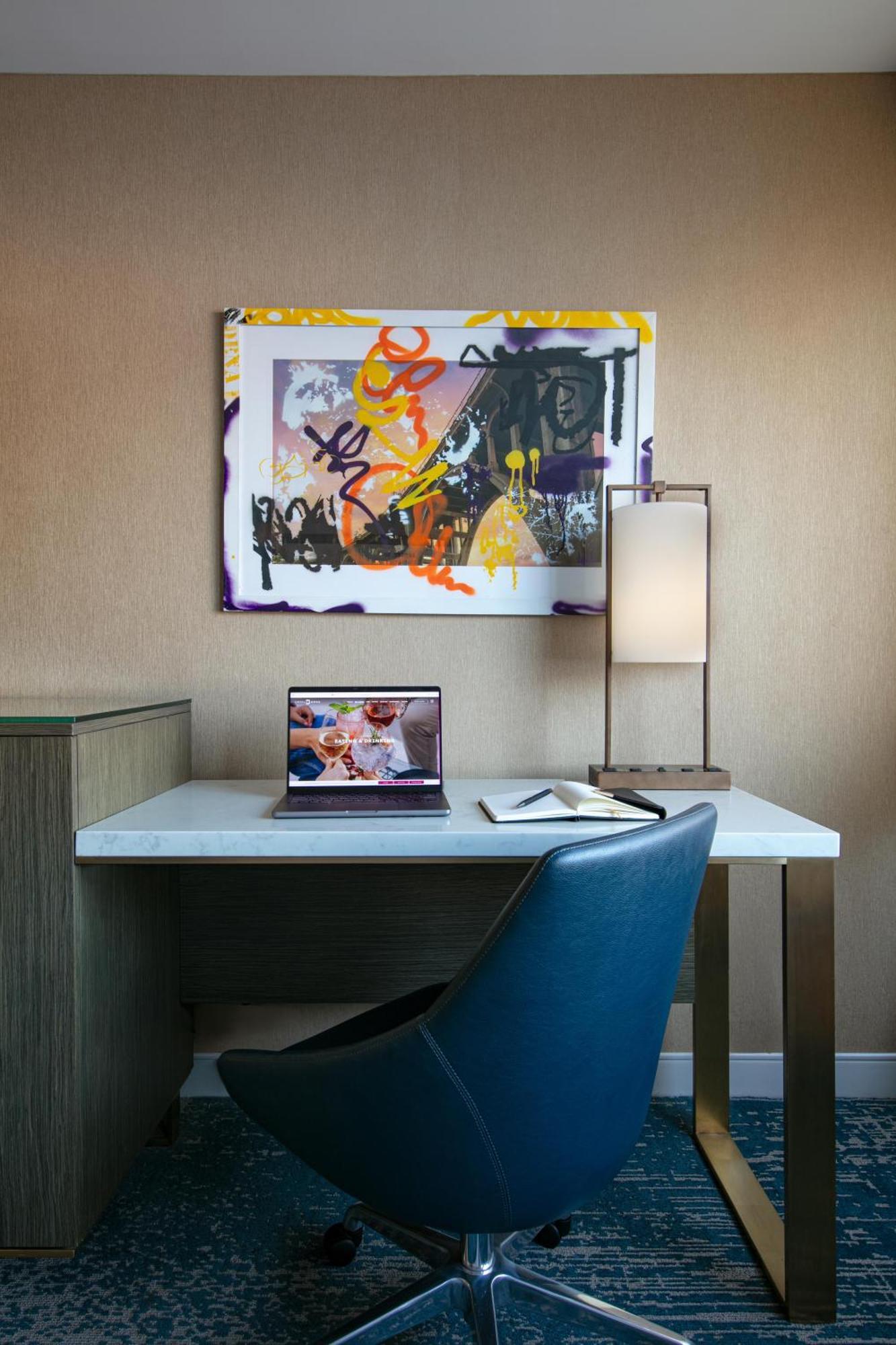 Hotel Dena, Pasadena Los Angeles, A Tribute Portfolio Hotel Exterior photo